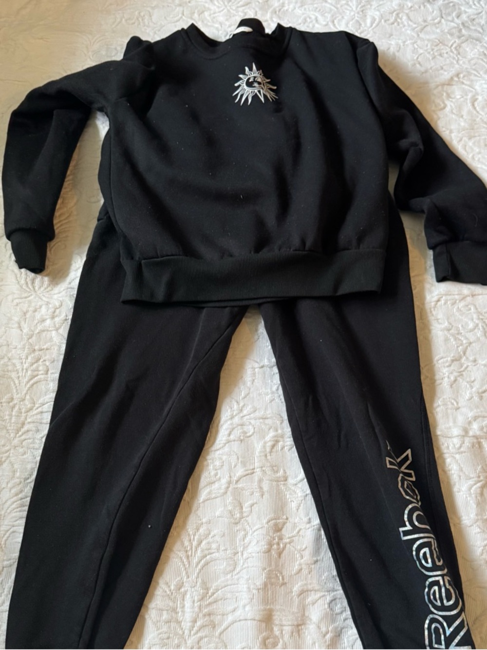 Reebok Logo Black Joggers and Romwe Sweatshirt Set